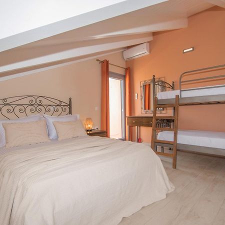 Gold Olive Suites Alykanas  Exterior photo