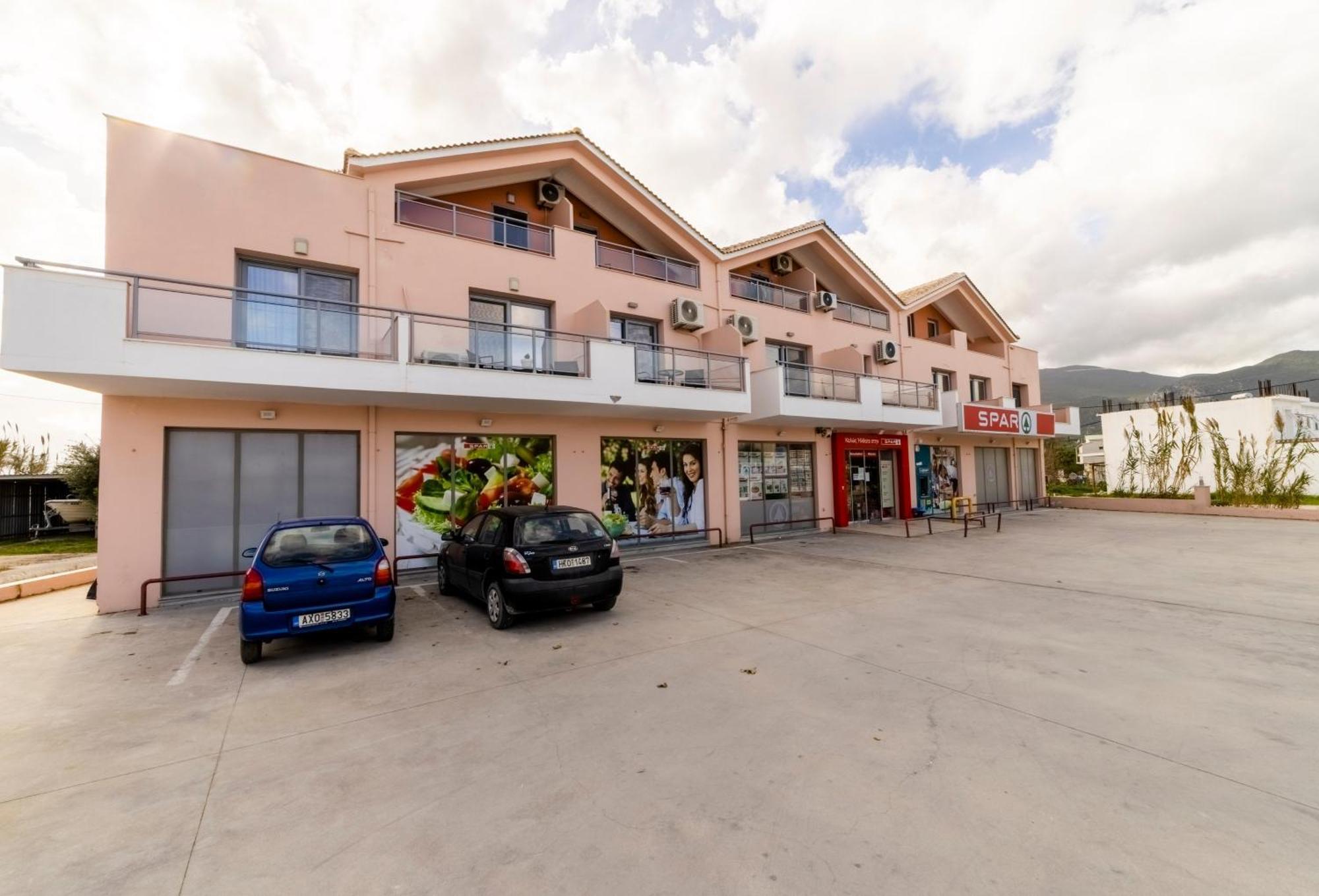 Gold Olive Suites Alykanas  Exterior photo